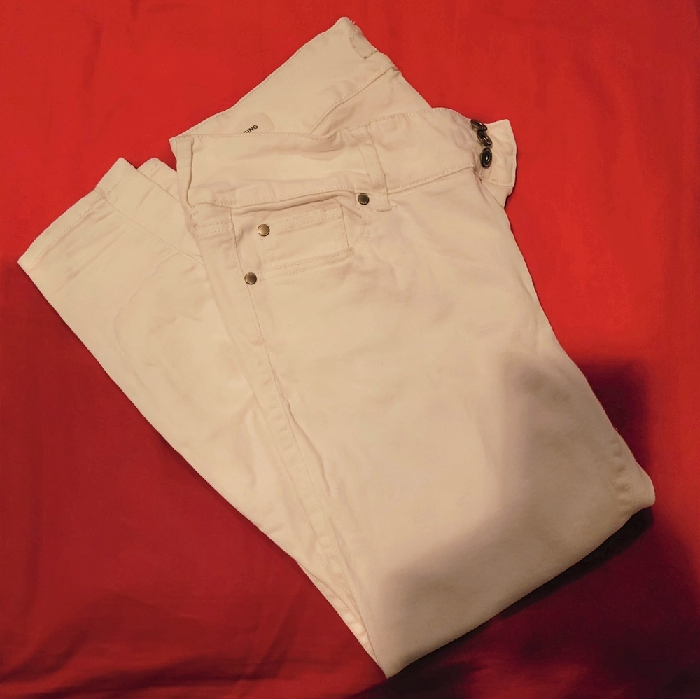 White Torrid Jegging 16 Short
